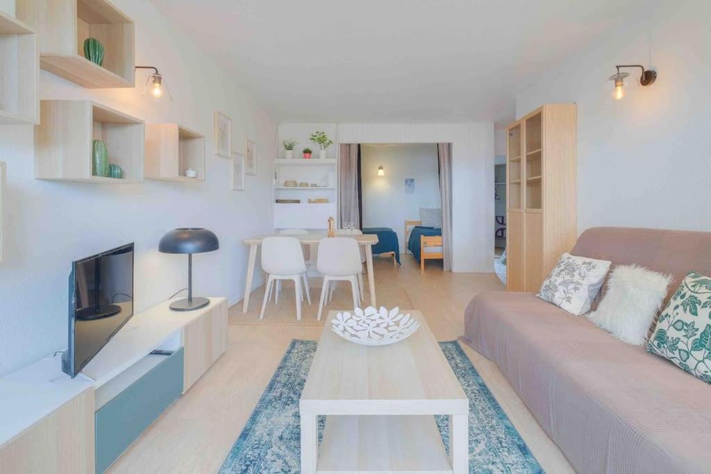 Boreal 4 Pax Bord De Mer Apartment Saint-Raphaël Екстериор снимка