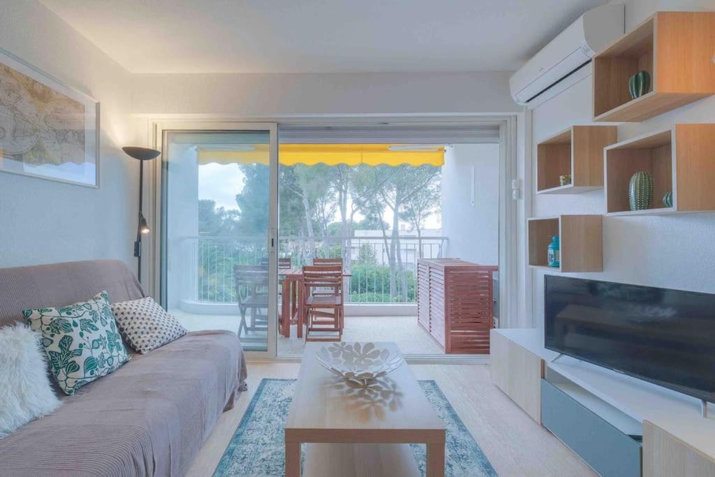 Boreal 4 Pax Bord De Mer Apartment Saint-Raphaël Екстериор снимка