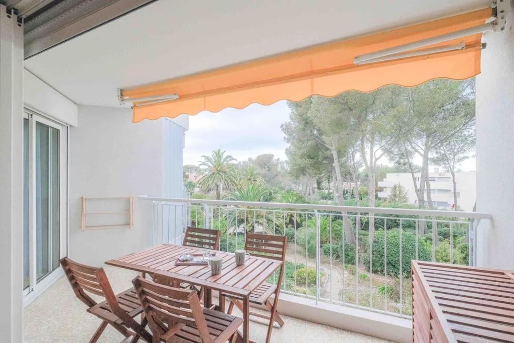 Boreal 4 Pax Bord De Mer Apartment Saint-Raphaël Екстериор снимка