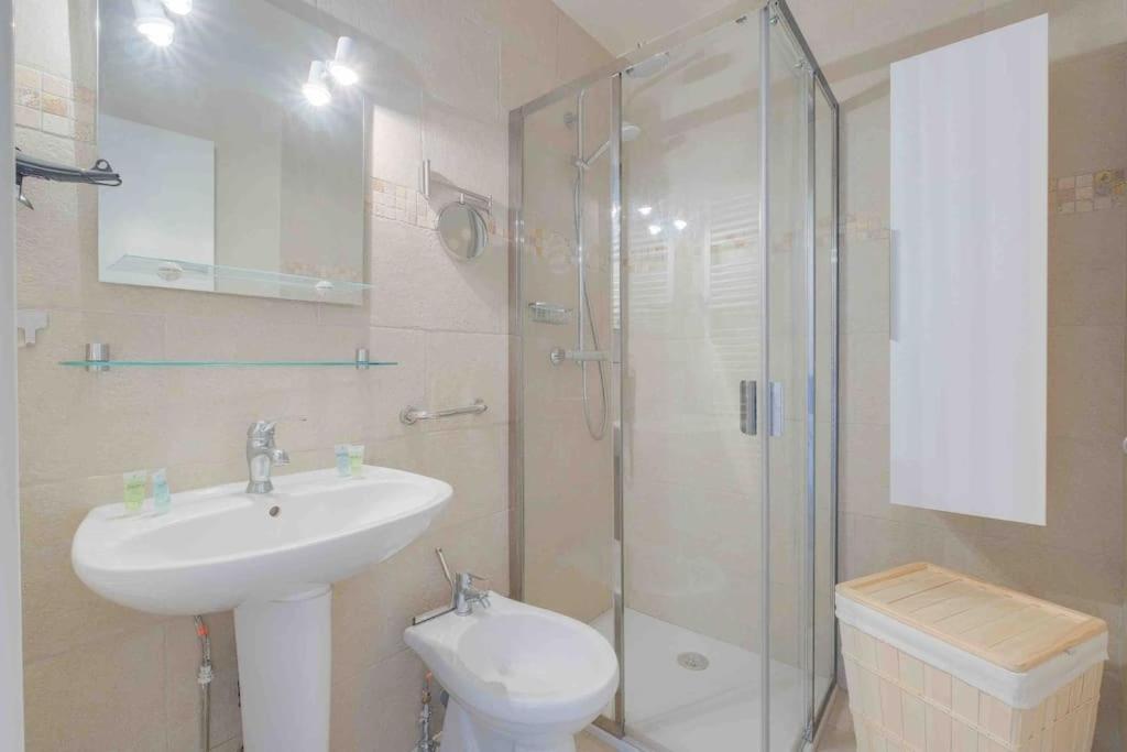 Boreal 4 Pax Bord De Mer Apartment Saint-Raphaël Екстериор снимка
